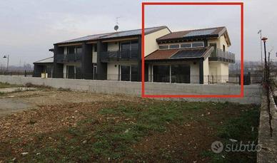 Immobile in asta di 276 m² con 4 locali e box auto