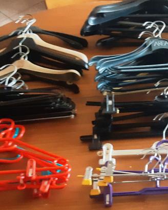 Grucce  in plastica  Ometti Appendini