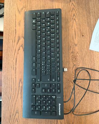 Tastiera Lenovo USB con tastierino numerico