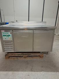 Tavolo frigo in acciaio inox