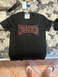 Maglia moschino