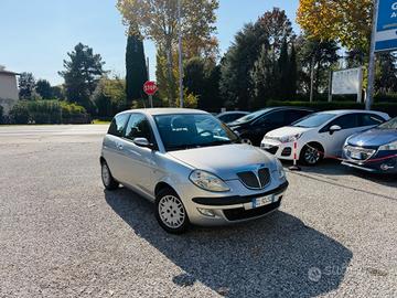 Lancia Ypsilon 1.2 8v Argento