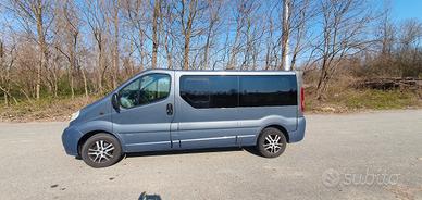 Opel Vivaro 9 posti, Turbo Diesel 1.9cc, anno 2014