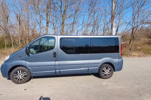 Opel Vivaro 9 posti, Turbo Diesel 1.9cc, anno 2014