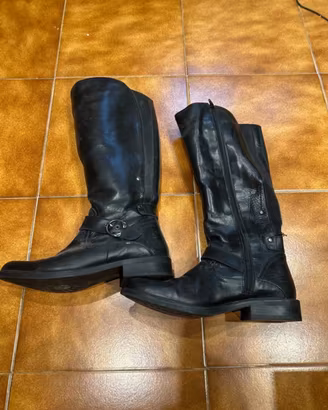 Stivali da donna vera pelle taglia 40