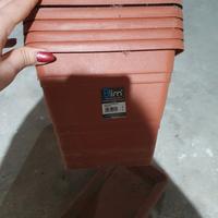 vasi in plastica da giardino