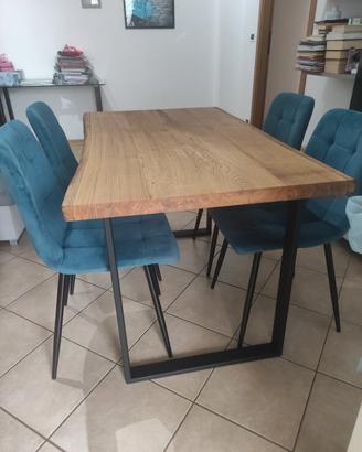 Tavolo in legno di rovere