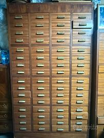 Mobile schedario  anni 30-40