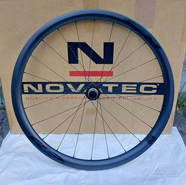 Ruote in carbonio per bici da corsa e gravel