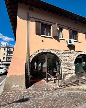 Rezzato bilocale con posto auto