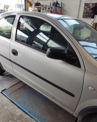 Porta anteriore dx nuda OPEL CORSA C del 2003
