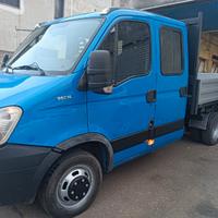 Iveco daily 35c15 ribaltabile 7 posti