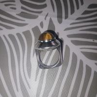 anello in argento con pietra occhio di tigre 