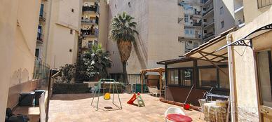 200mq con terrazza e giardino pressi via Umberto