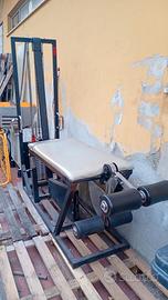 leg extension/leg curl machine