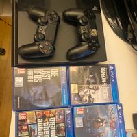 Ps4 con controller e giochi