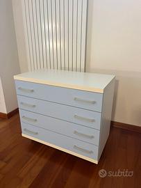 Cassettiera / Comò moderno 4 cassetti