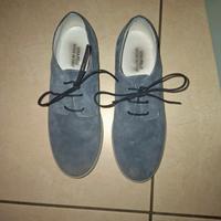 Scarpe di camoscio 