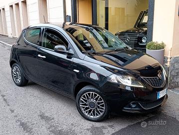 Lancia Ypsilon 1.0 FireFly 5 porte S&S Hybrid Ecoc