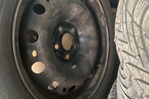 4 cerchioni + 4 gomme PIRELLI invernali