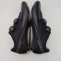 scarpe Giant tomaia in carbonio 