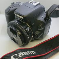 Canon 200D