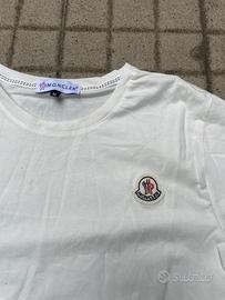 abbigliamento completo estivo corto moncler