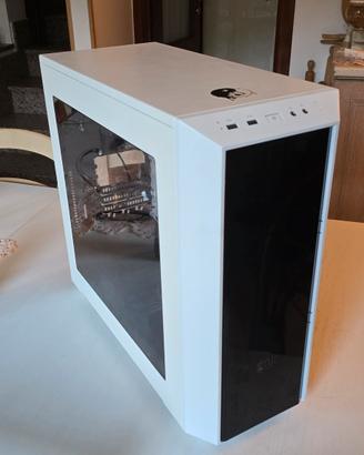 Case Mid Tower Bianco
