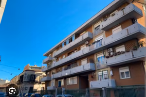 Quadrilocale zona V.le Vittorio Veneto Catania