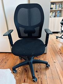 Sedia da ufficio ergonomica