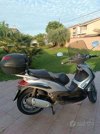 Piaggio Beverly 250