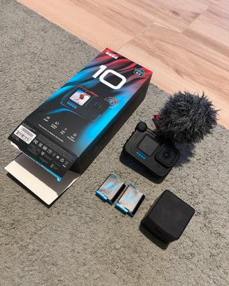 GoPro Hero 10 Black +Multimediale + Batterie +SD