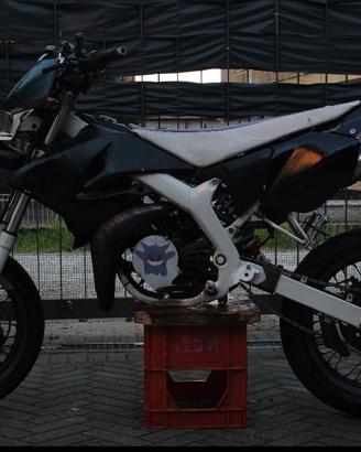 MALAGUTI XSM/YAMAHA DT 50(77)