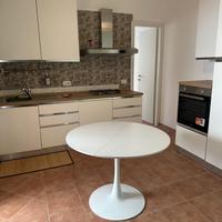 Tavolo da pranzo rotondo bianco  100x100cm