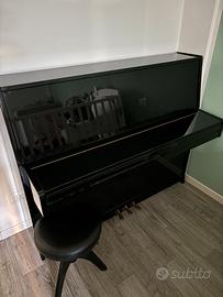 Pianoforte Petrof verticale