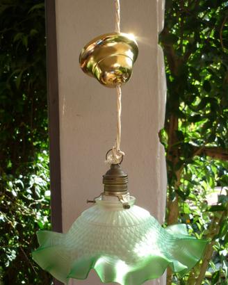 Lampadario verde a fazzoletto