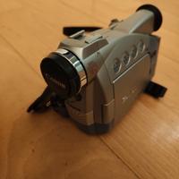 Camera digitale Canon MV530i + accessori