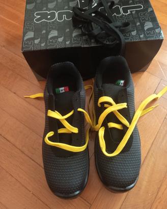 scarpe nuove, antinfortunistica num 42