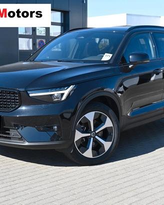 Volvo XC40 B4 automatico Ultra Dark