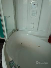 VASCA/DOCCIA IDROMASSAGGIO E SAUNA