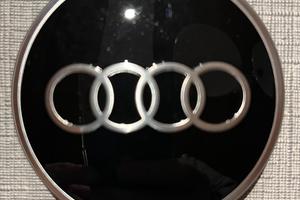 AUDI COPRIMOZZI E COPRIBULLONI ORIGINALI E NUOVI