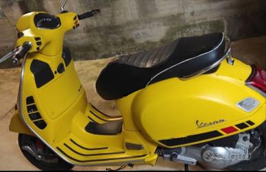 vespa GTS 300 giallo opaco 