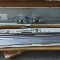 Macchina da maglieria doppia frontura + accessori