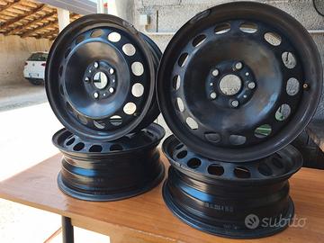 CERCHI IN FERRO ORIGINALI VOLKSWAGEN  GOLF  da 16