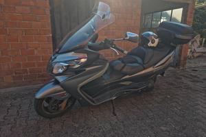 Suzuki Burgman 400