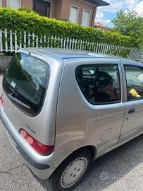 macchina fiat 600