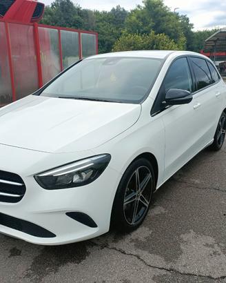 Mercedes B (W 247)  - B 180 - Diesel Automatic