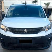 Peugeot Partner 1.5 BlueHDi 100 Premium 3 Posti