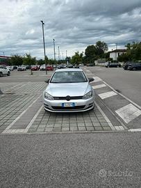 GOLF VII