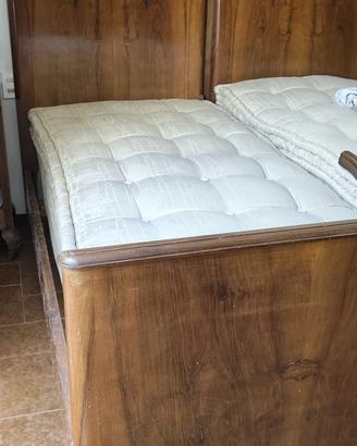 Letto matrimoniale vintage